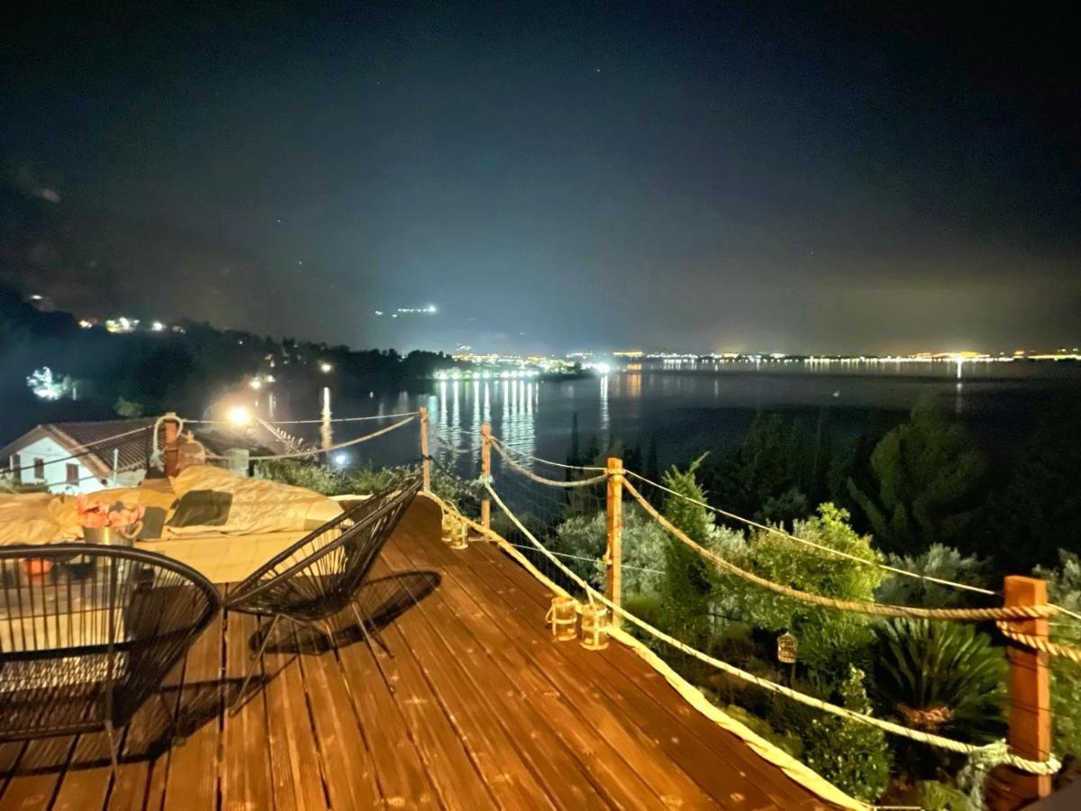 Magical View Studios Asproneri, 卡梅纳维洛拉 外观 照片